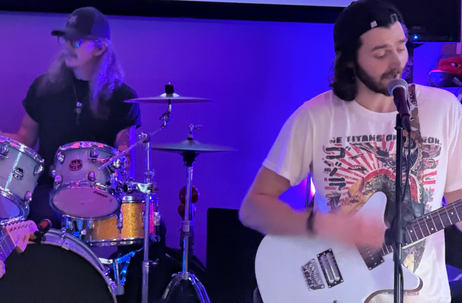 The Club mid-set